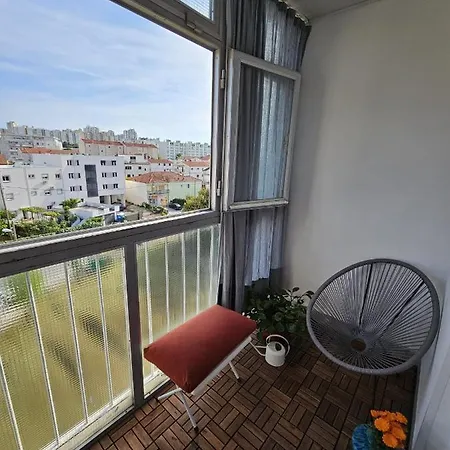 Sunny ספליט